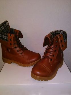 Kids boots