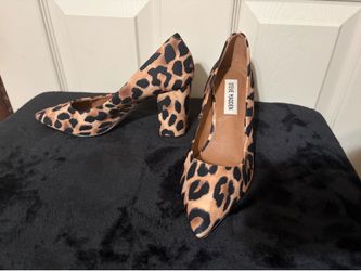 Steve Madden Leopard block heels