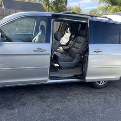 2008 Honda Odyssey 