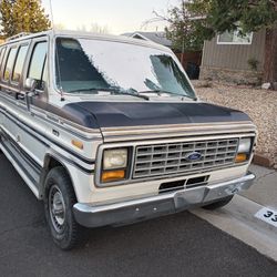 1988 Ford E-150