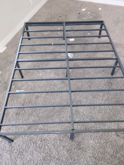 Queen metal frame