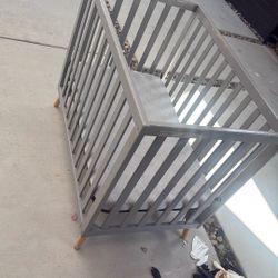 Mini Crib 