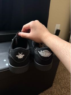 Black shoes