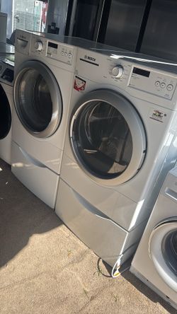 Bosch set washer and dryer working perfect 2 month warranty
