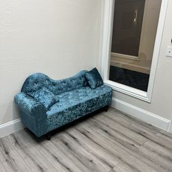 Blue Small Glam Crushed Velvet Sofa