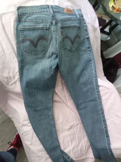 Levi's Skinny Jeans size 7Light Wash