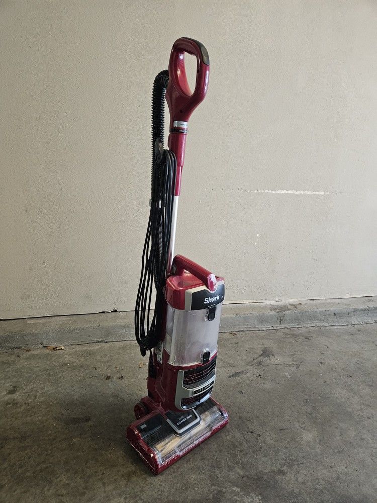 Shark Vacuum 