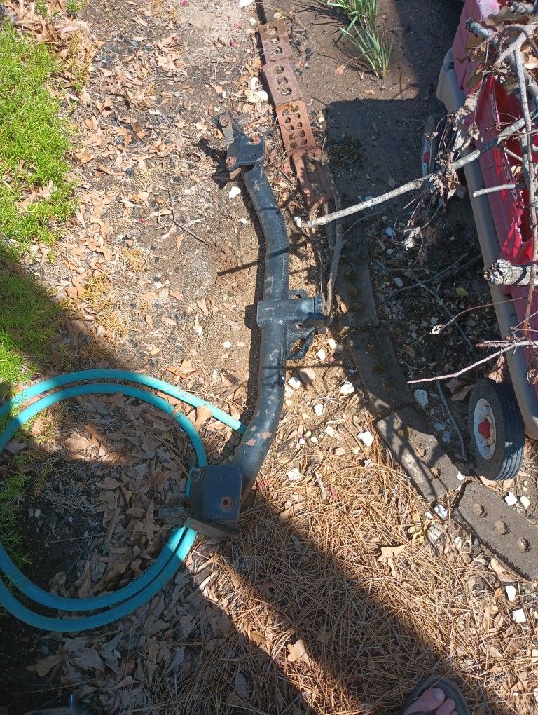 1999 Ford Explorer Trailer Hitch