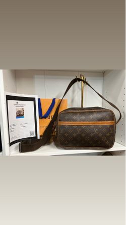 Authentic Louis Vuitton Reporter crossbody bag with certificate of authenticity