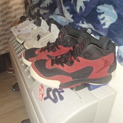 The Ultimate Gear In Robot Red JUMPMANS,. TRIPLE J LEGENDARY LOGOS GO