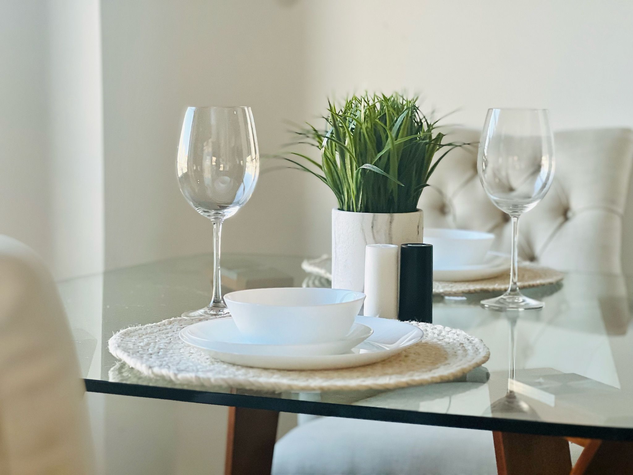 Glass Dining Room Tables & Chairs