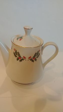 Hand decorated coffee tea pot holly berry