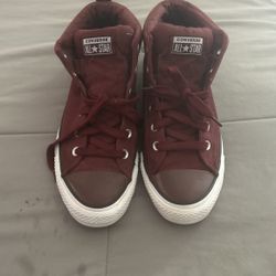 Converse Men Size 9