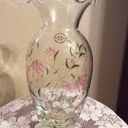 Vintage Lenox 9 3/4” (Frosted Bouquet) Crystal Vase #. Beautiful condition. Never used but Has been displayed in my curio cabinet. Made in Roma
