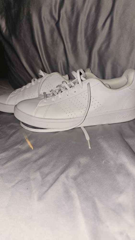 Womans Adidas