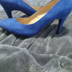 Brand New Electric BLUE FAUX VELVET HEELS