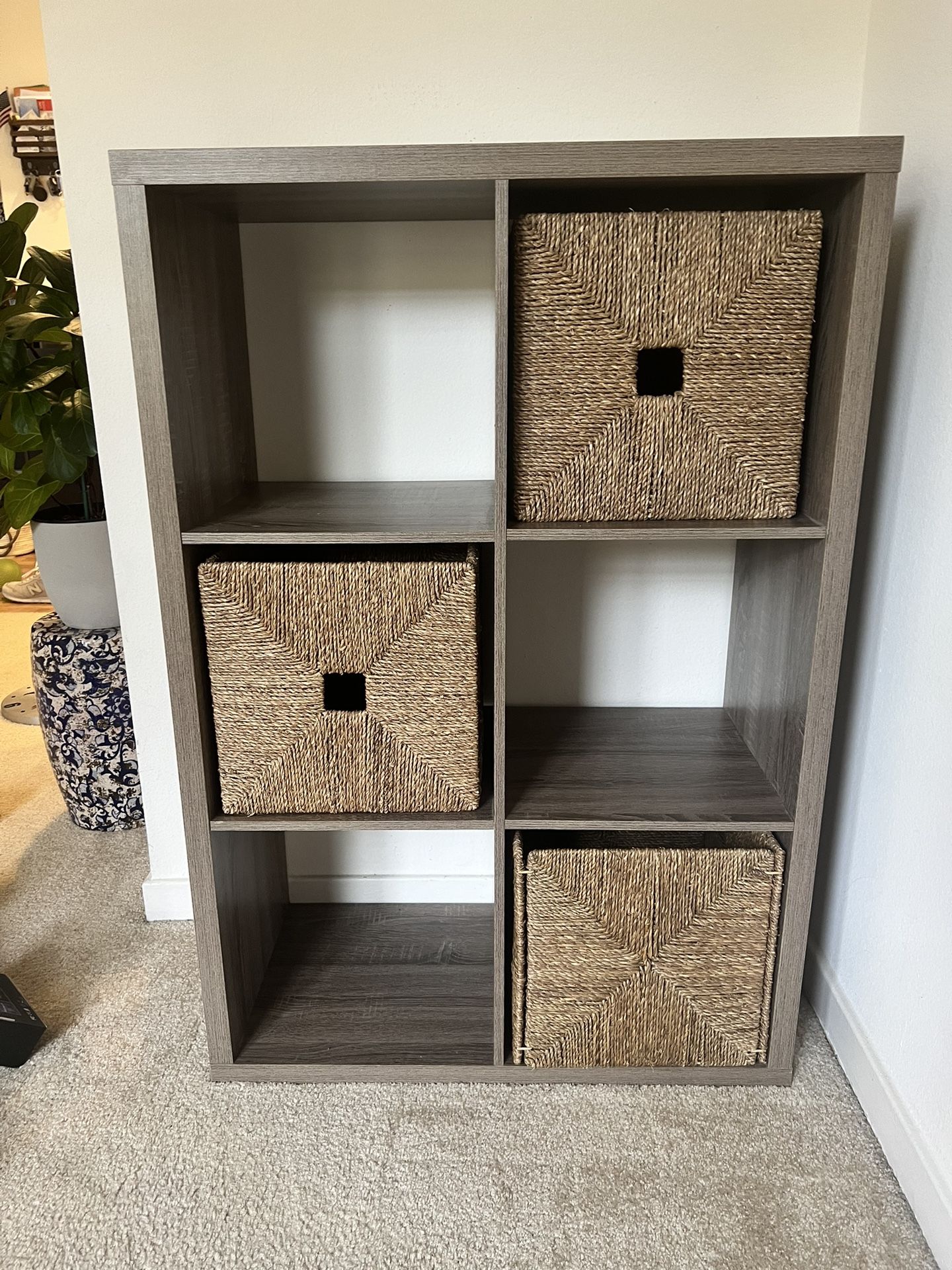 Organizer / Bookshelf Rattan Cases Included 