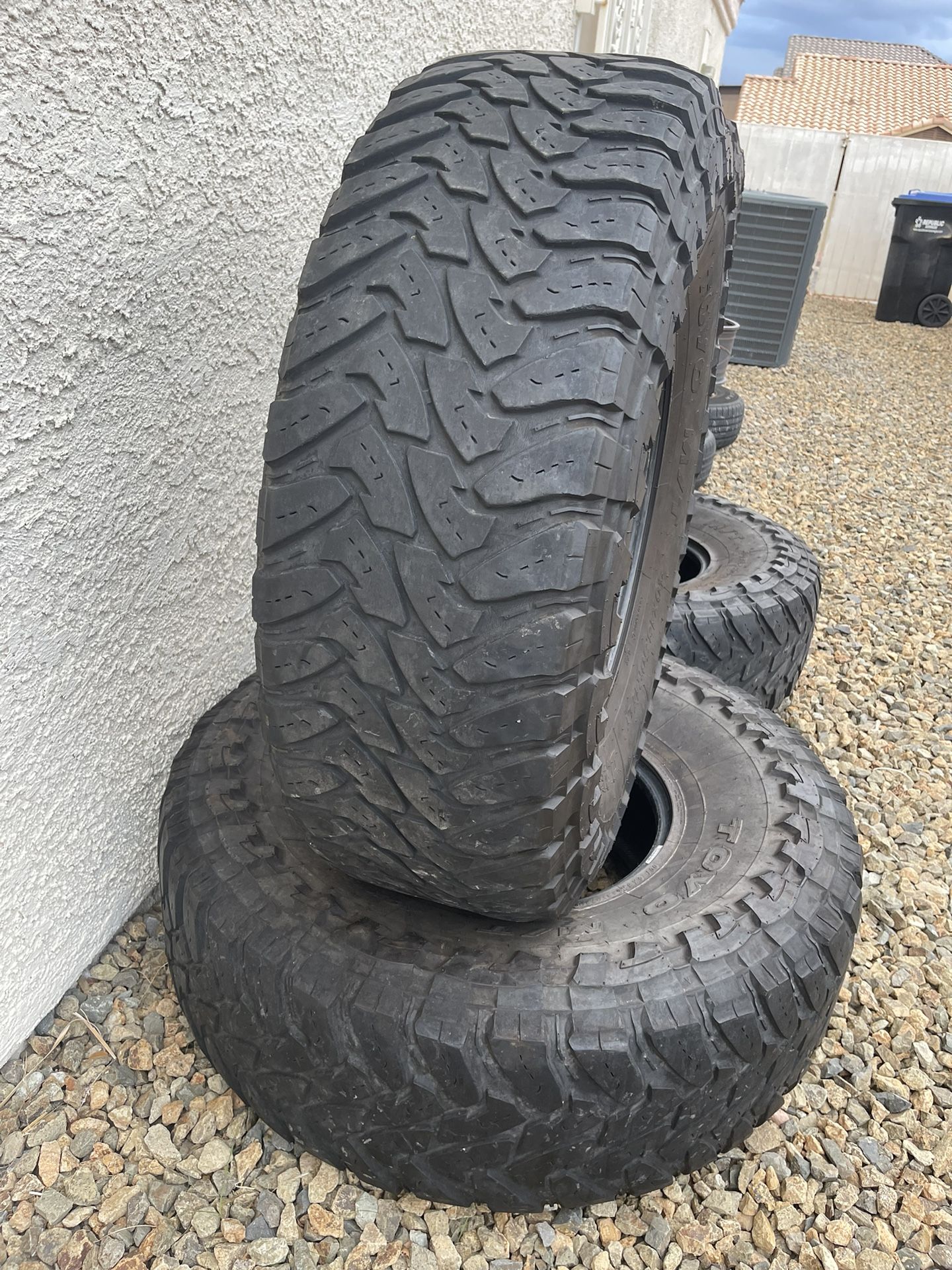 (4) Toyo M/T 40x13.5x17 Tires for Sale in Henderson, NV OfferUp