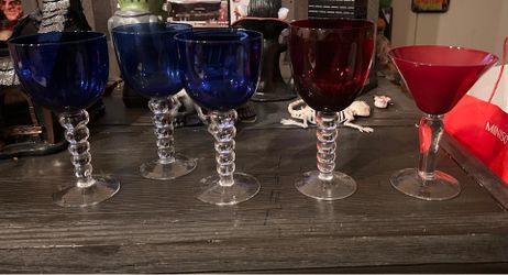 COLORED DRINKING GLASSES