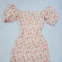✅️ Floral Dress On/ Off Shoulder • Size S• Great Condition• $12firm