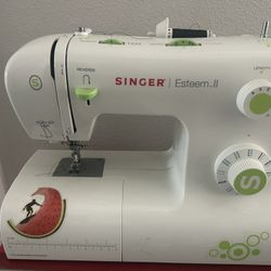 Singer Sewing machine 
