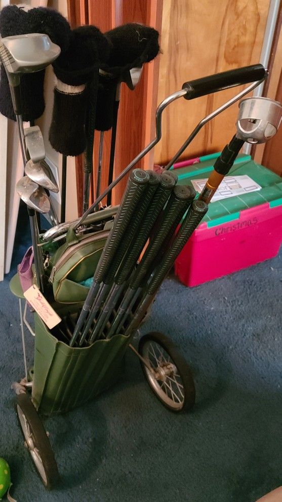 Vintage Pull Behind Golf Caddy With Seat