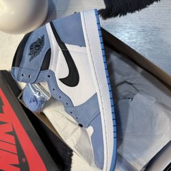 Jordan 1 Retro High OG University Blue