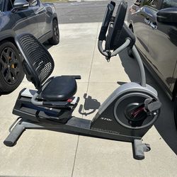 Freemotion recumbent stationary bike
