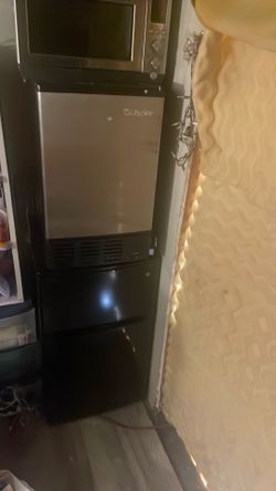 Icemaker freezer / refrigerator combo 50$$$ for both