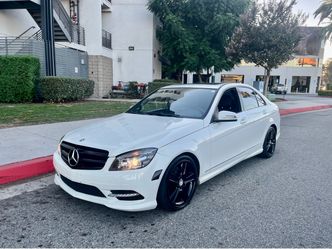 2011 Mercedes C300