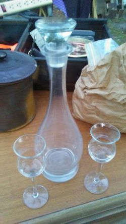 Cognac Decanter and Six Tulip Glasses.