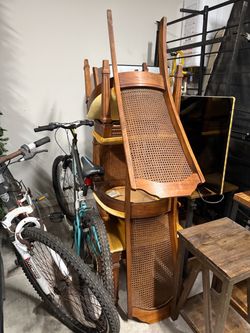 4 Chairs