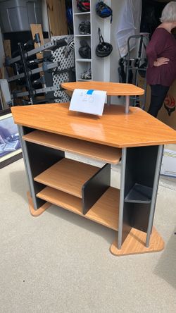 Corner Desk