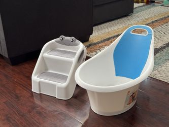 Kids Bath Tub And Step Stool