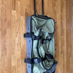 Orvis Rolling Duffel Bag Green Luggage Canvas Wheels Travel 31" x 15"