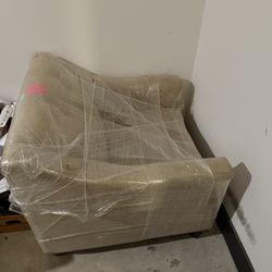 Tan/cream accent armchair