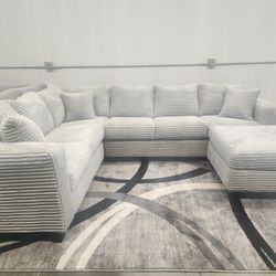 🚨 Brand New Byers Market Ghost Grey Full Length Mink 2pc Sectional & Floating Ottoman Sets