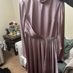 5 Green And Red Chairs