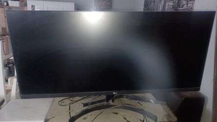 LG 34" Ultra Wide Monitor 