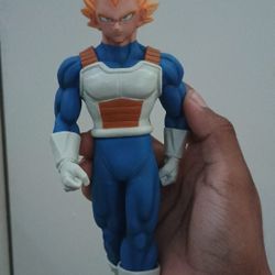 Vegeta Figurine