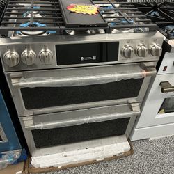 30’ Inches CAFE GAS STOVE DOUBLE OVEN!!! Air Fryer!!! Stainless Steel BRAND NEW OPEN BOX!!! With 6 Burners And Griddle!!!! 