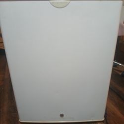 Frigidaire Mini Fridge