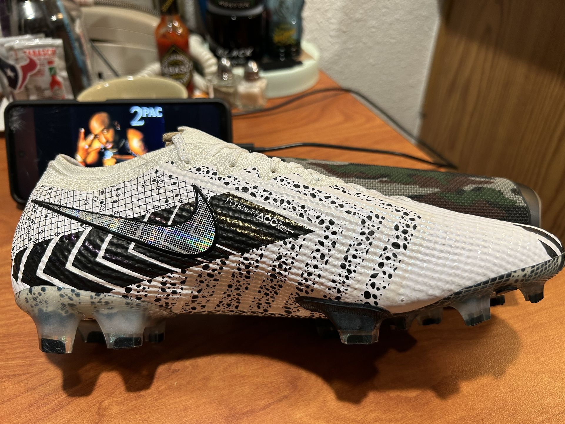 Nike Mercurial Vapor Elite size