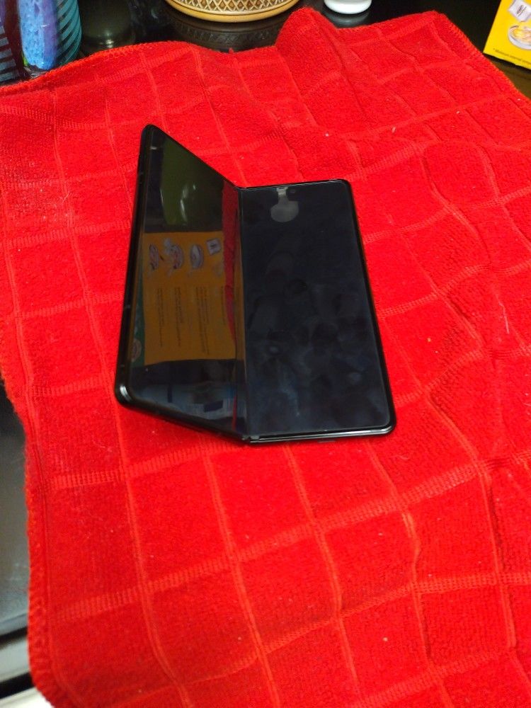 Samsung Galaxy Fold 3