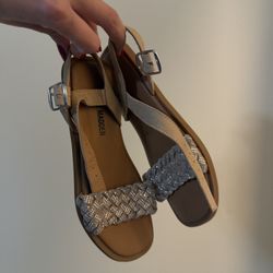 Kids Girls Sandals! Big Sale! New With Tag!