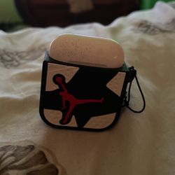 AirPods With Case