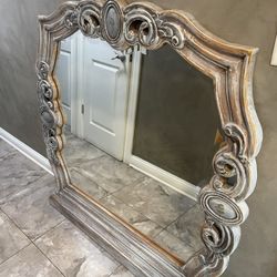 Beautiful Vintage Mirror 