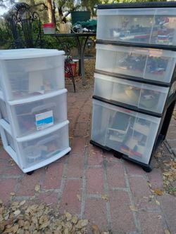 Miscellaneous Lego and drawers