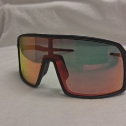 Sport Style Sunglasses – UV Protection 😎