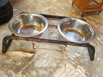 Dog tray